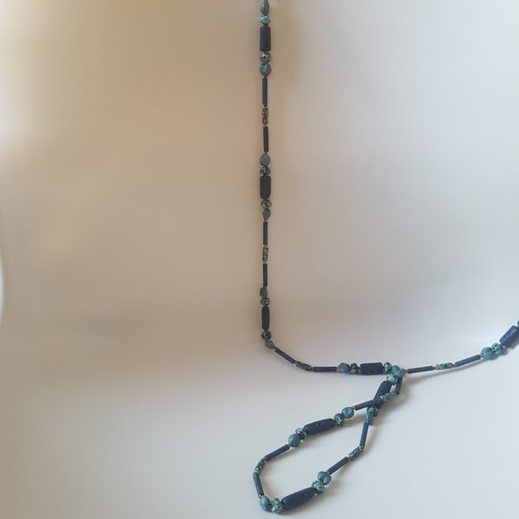 Long Blue-Green Bead Necklace - Picture 6 of 8